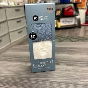 Wayland Square Super Soft Socks made with recycled fibers 2 pairs size 4-10 shoe